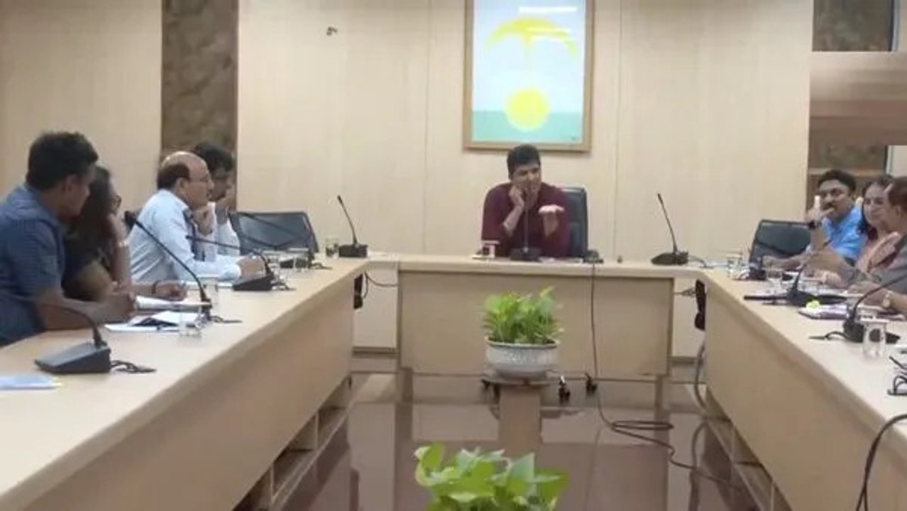 दिल्ली सरकार ने डेंगू मलेरिया खिलाफ कसी कमर, स्वास्थ्य मंत्री सौरभ भारद्वाज ने ली उच्च स्तरीय बैठक