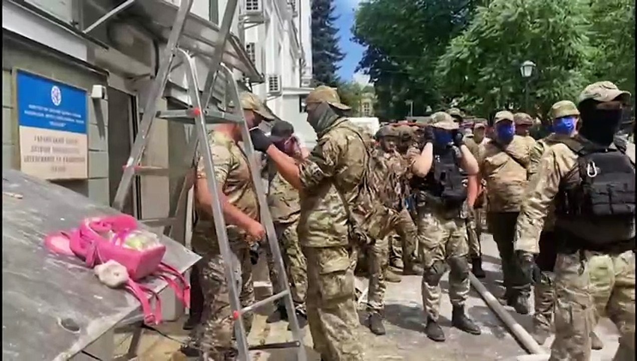 Ukraine: Viele Tote durch russische Luftangriffe - Kinderkrankenhaus getroffen