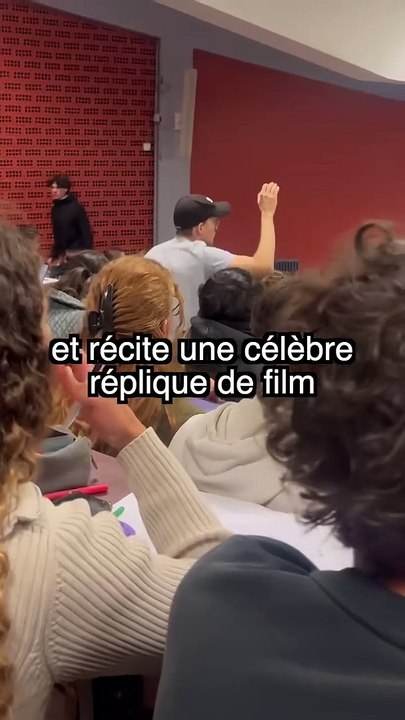 Prank : Réciter une réplique de film en cours