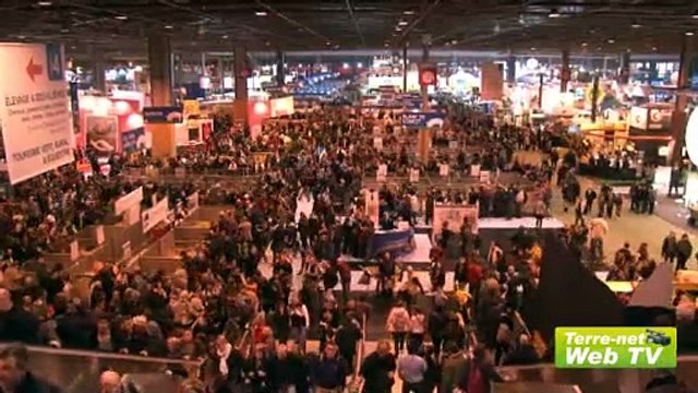 Nicolas Sarkozy en tête à tête avec les éleveurs dans son double costume de président-candidat