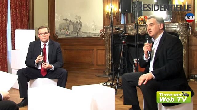 François Hollande et Nicolas Sarkozy s’opposent sur le premier dossier agricole à mettre en chantier