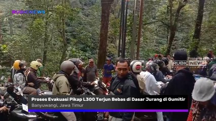 Proses Evakuasi Pikap L300 Terjun Bebas di Dasar Jurang Jalur Gumitir Sedalam 50 Meter, Ini Dampak Kemacetan yang Ditimbulkan