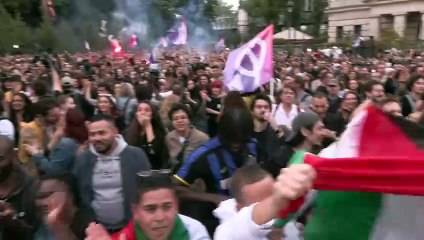 Macron pede a premiê que continue no cargo para ‘garantir a estabilidade’