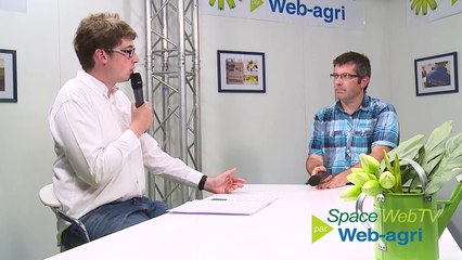 Ne pas mettre n'importe qui derrière le volant du tracteur avec la benne