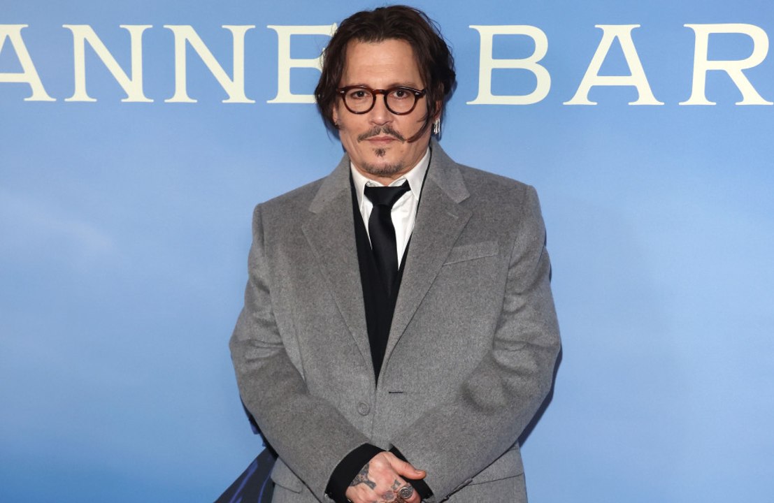 ジョニー・デップ、ロンドンで芸術制作に没頭！？