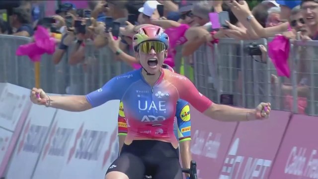 Cycling - Giro d'Italia Women 2024 - Chiara Consonni beats Lotte Kopecky on Stage 2