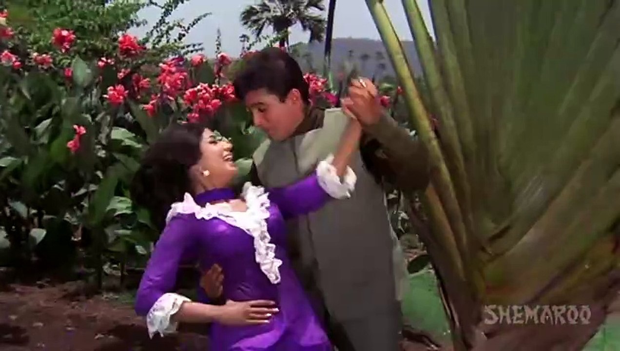 Gulabi Aankhein Jo Teri - Rajesh Khanna Songs - The Train - Mohd Rafi