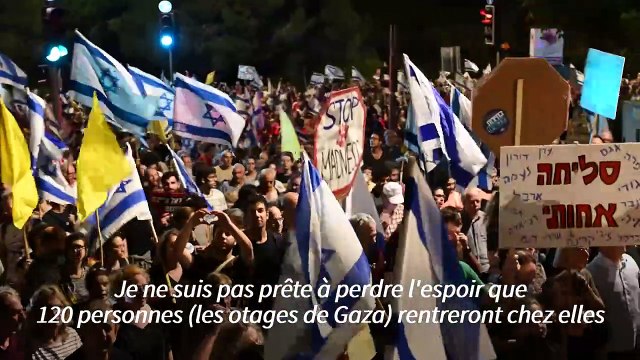 Dans la rue, des manifestants israéliens demandent une trêve à Gaza