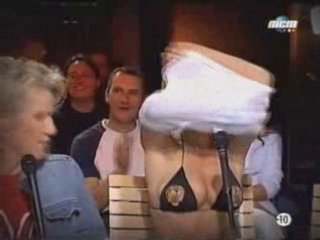 Cecile de ménibus chez Cauet