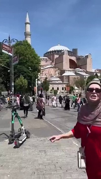 Duniya ki sabse behtreen awaz#ownvoicecreator #istanbul #turkey #azan #mosque