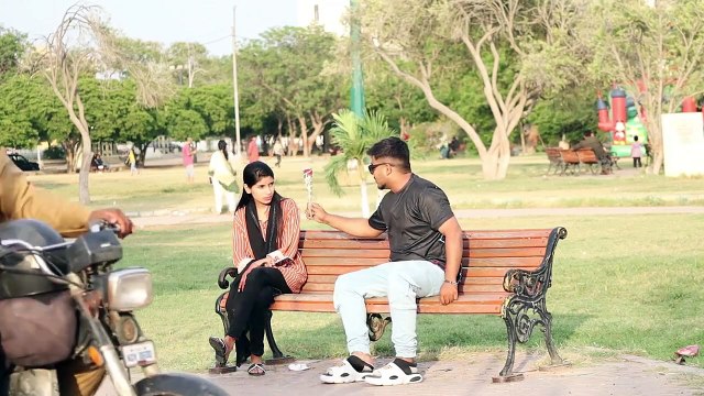 Proposing Girl With A Twist Prank _ Prank In Pakistan _ The Crazy Legend(720P_HD)