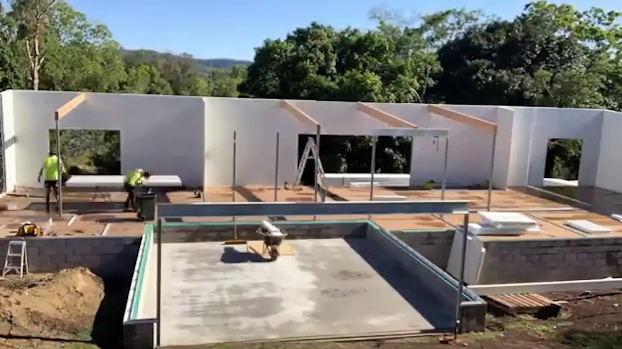 Exploring the Versatility of Industrial PuF Panels in Modern Architecture