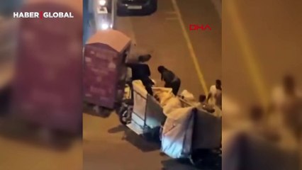Kağıt toplayıcısı kılığında giysi kumbarasından hırsızlık