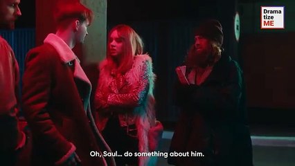 Homeless Man Hires Call Girl in Unexpected Turn of Events 🚶‍♂️