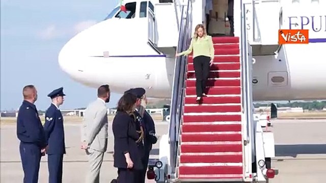 Meloni arriva a Washington, la Premier negli USA per il vertice Nato