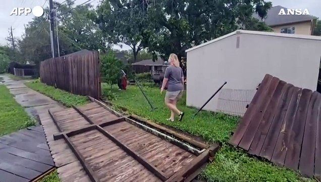 L'uragano Beryl devasta il Texas e la Louisiana, morti
