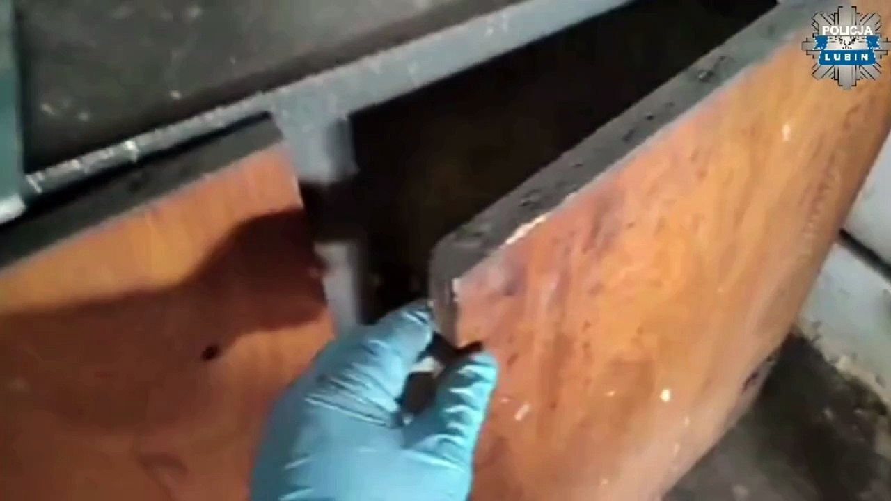 Dolnośląskie "Breaking Bad". Policja zlikwidowała fabrykę metamfetaminy. Przejęła 35 kg narkotyku