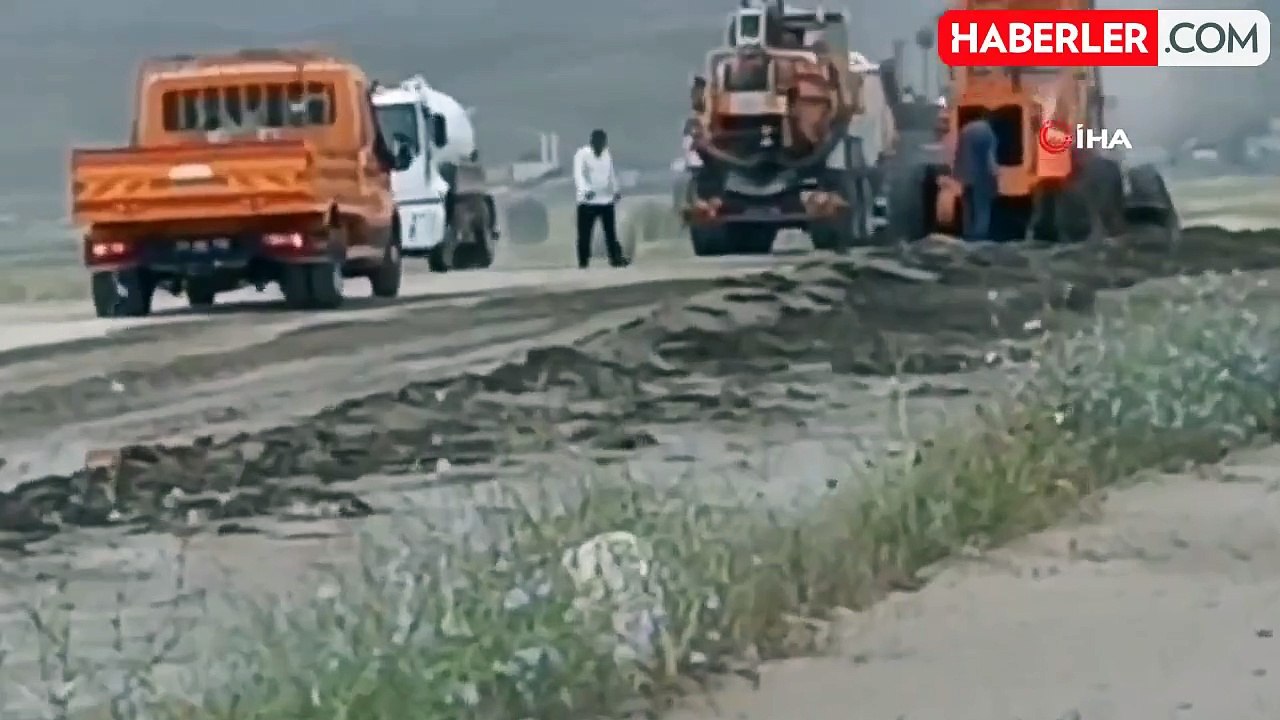 Özalp'ta yaşanan sel sonrası çalışmalar devam ediyor