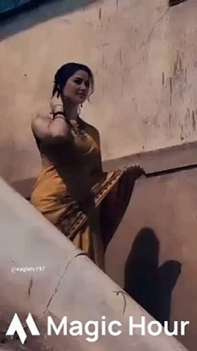 aik larki ki tume Kiya sunso dastan#saree#fashion.mp4