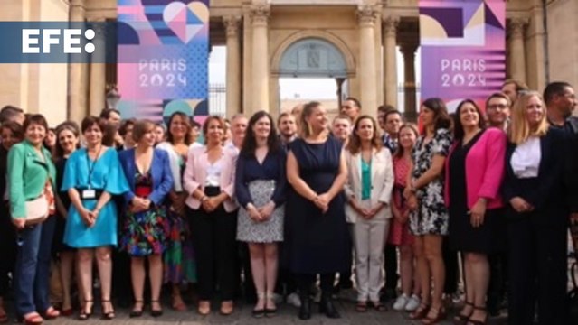 La izquierda reclama a Macron que les dé el Gobierno en nombre del respeto de las urnas