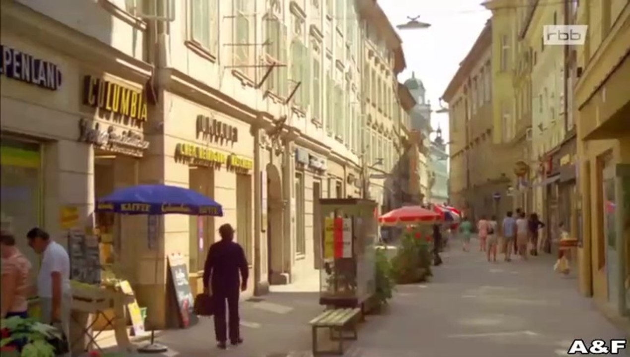 Hochwürden drückt ein Auge zu