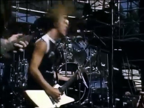 Metallica - For Whom the Bell Tolls (Live) (1985)