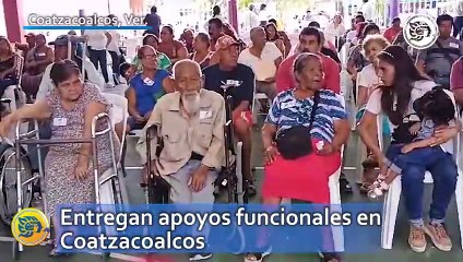 Silla especial le cambia la vida a niña de 4 años; entregan 135 apoyos funcionales en Coatzacoalcos