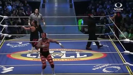 Felino & Felino Jr. vs Hijo de Octagón & Octagón