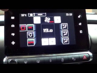 Citroën C4 Cactus. Modelo 2014. Presentación estática. Habitáculo | km77.com