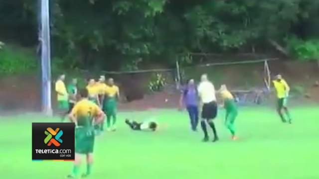 tn7-Jugadores-que-agredieron-brutalmente-al-árbitro-y-guardalíneas-en-partido-de-Linafa-ya-fueron-identificados-090724