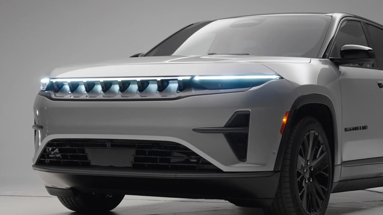 Der neue vollelektrische Jeep Wagoneer S - Premium-Außendesign setzt neuen Standard für vollelektrischen Jeep Wagoneer S