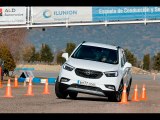 Opel Mokka X 2017 - Maniobra de esquiva (moose test) y eslalon | km77.com