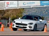 Fiat 124 Spider 2016 - Maniobra de esquiva (moose test) y eslalon | km77.com