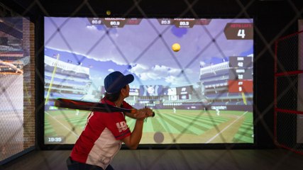 Batear en el 'mall': "El béisbol está en auge en España"