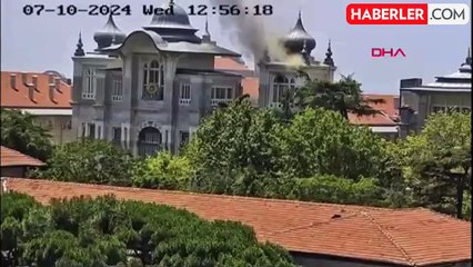 Üsküdar'daki Sağlık Bilimleri Üniversitesi'nde Çatı Katında Yangın Çıktı