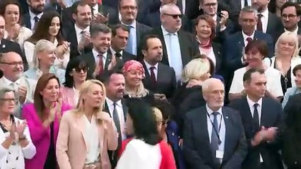 نواب التجمع الوطني يدخلون الجمعية الوطنية بعد النكسة الانتخابية