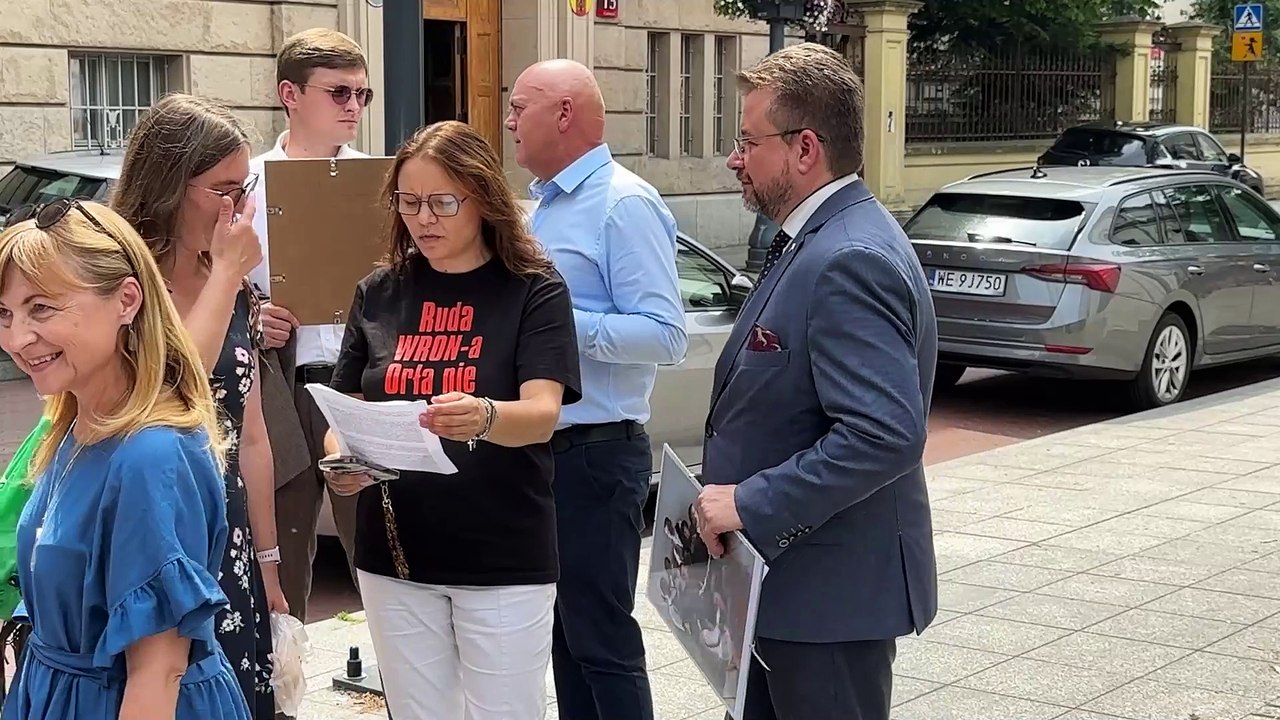Uchwała przeciwko decyzji muzeum.