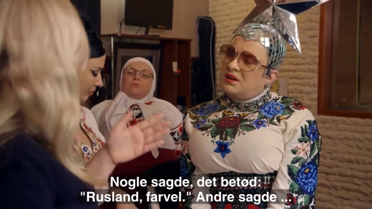 KLIP | Sisse Sejr-Nørgaard spørge om "Lasha Tumbai" overfor Verka Serduckha | Europa i glimmer |2014| DR