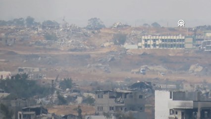 Gazze Şeridi'nde İsrail askeri araçlarının hareketliliği görüntülendi