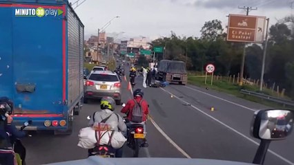 Mujer perdió la vida tras accidente de tránsito en la Autopista, a la altura de Marinilla