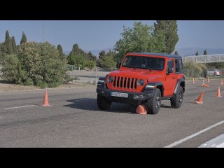 Jeep Wrangler Rubicon 2018 - Maniobra de esquiva (moose test) y eslalon | km77.com