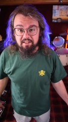 Un archet sur une basse : ça fait quoi ? (c'est une dinguerie)