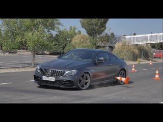 Mercedes-AMG C 63 S Coupé (2018) -  Maniobra de esquiva (moose test) y eslalon | km77.com