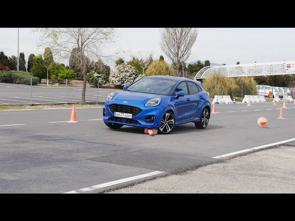 Ford Puma 2020 - Maniobra de esquiva (moose test) y eslalon | km77.com