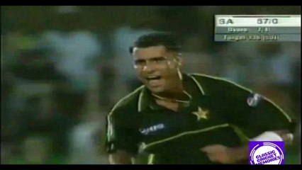 Waqar Younis Best Bowling Video