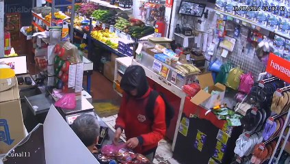 Assaltante exige até as moedas de caixa de mercadinho de São Vicente