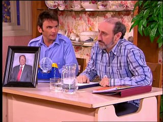 Aqui no hay quien viva 5x2 Erase un colapso