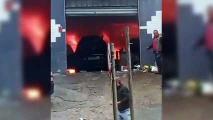 Incêndio atinge oficina mecânica e mobiliza Corpo de Bombeiros em Campinas