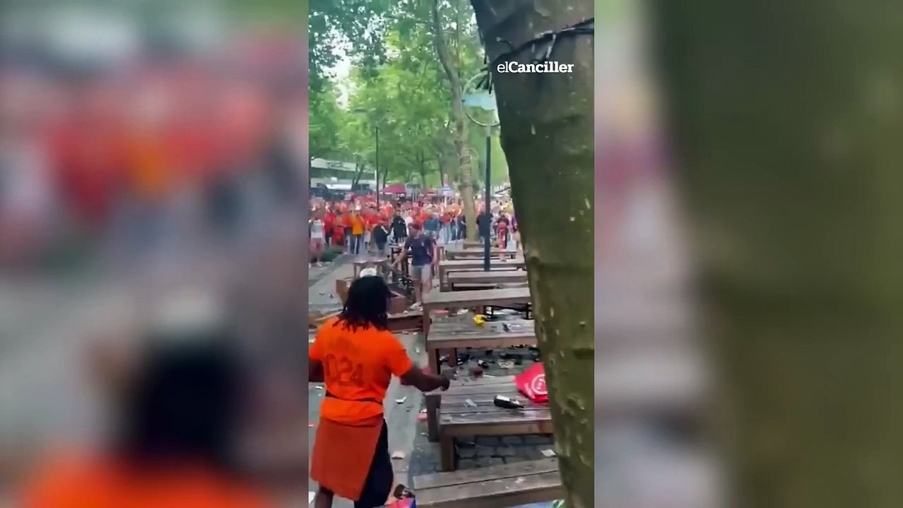 Antes de la semifinal de la Eurocopa, decenas de hinchas de Países Bajos y de Inglaterra se enfrentaron en Dortmund, y destruyeron un bar