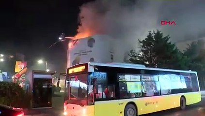 İstanbul'da özel banka şubesinde yangın